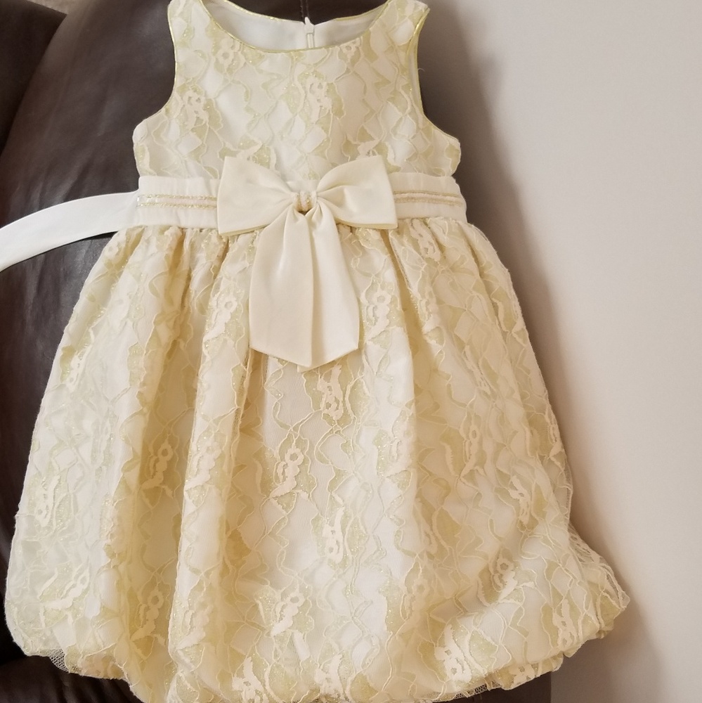 Little girl's Gold Ivory Lace dress. Size 5